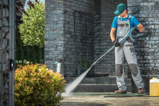 Best Pool Deck Cleaning  in Paris, TX